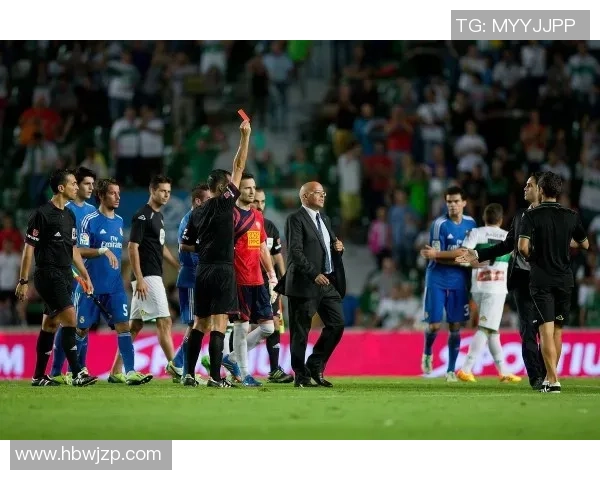 西甲焦点战皇马在主场与埃尔切握手言和争冠之路再添波折